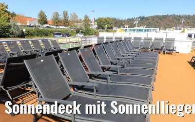 Sonnendeck mit Sonnenlliegen MS Elegant Lady Sonnendeck mit Sonnenlliegen MS Elegant Lady