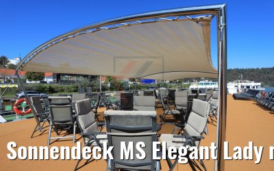 Sonnendeck MS Elegant Lady mit Sonnensegeln Sonnendeck MS Elegant Lady mit Sonnensegeln